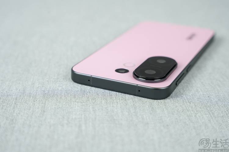 系列首发评测：多彩、好玩还特别能打pg模拟器电脑版vivo S30(图20)